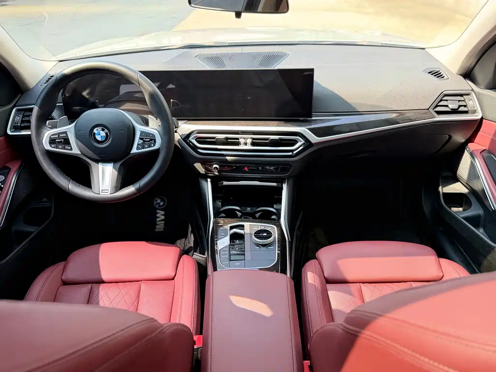 BMW 3 Series 2024
