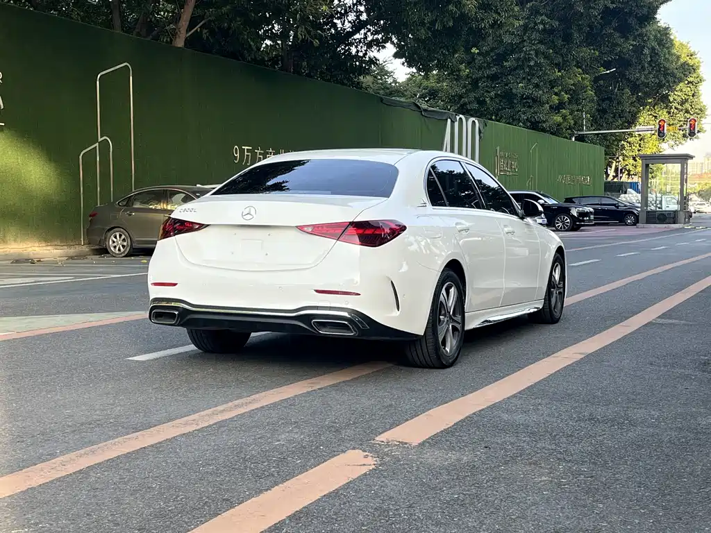 Mercedes-Benz C-Class 2022 — фото 4