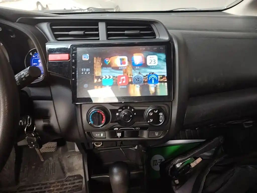 Honda Fit 2017 — фото 13