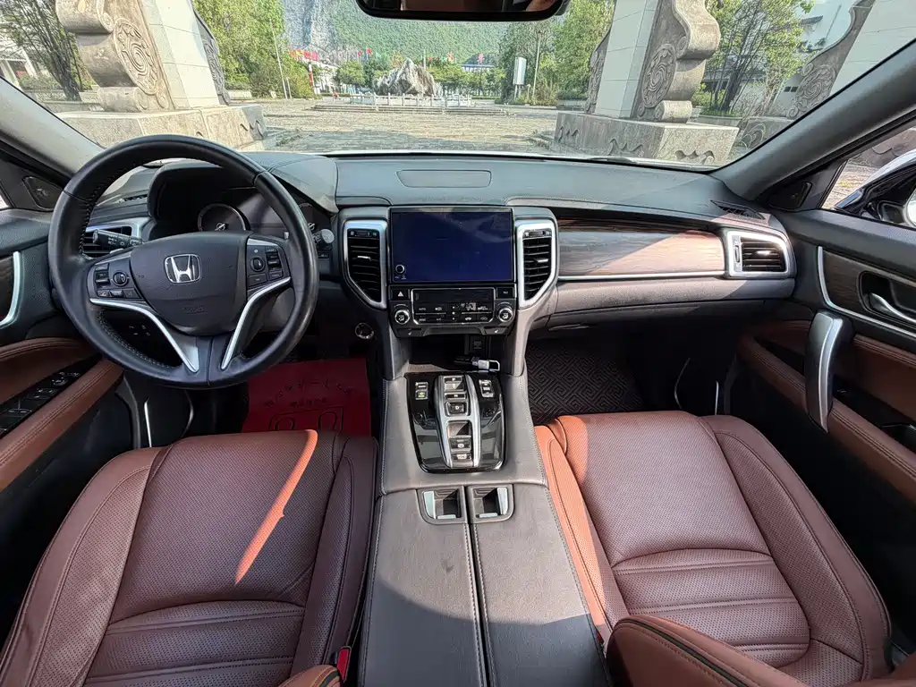 Honda UR-V 2018 — фото 9