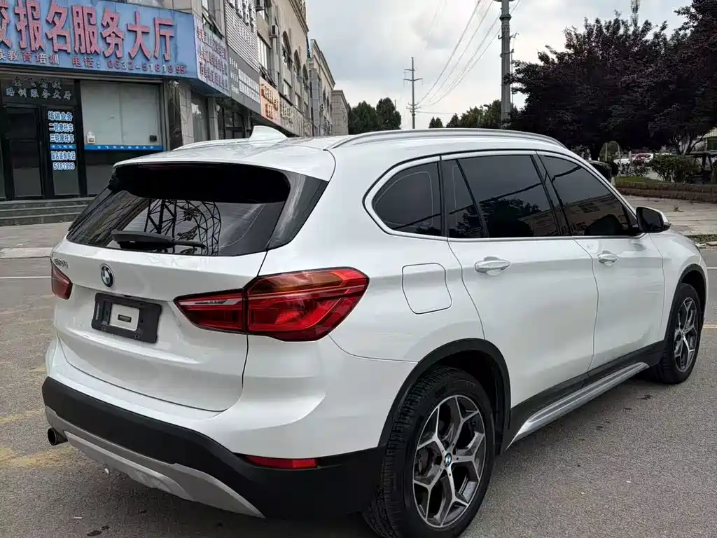 BMW X1 2018 — фото 6