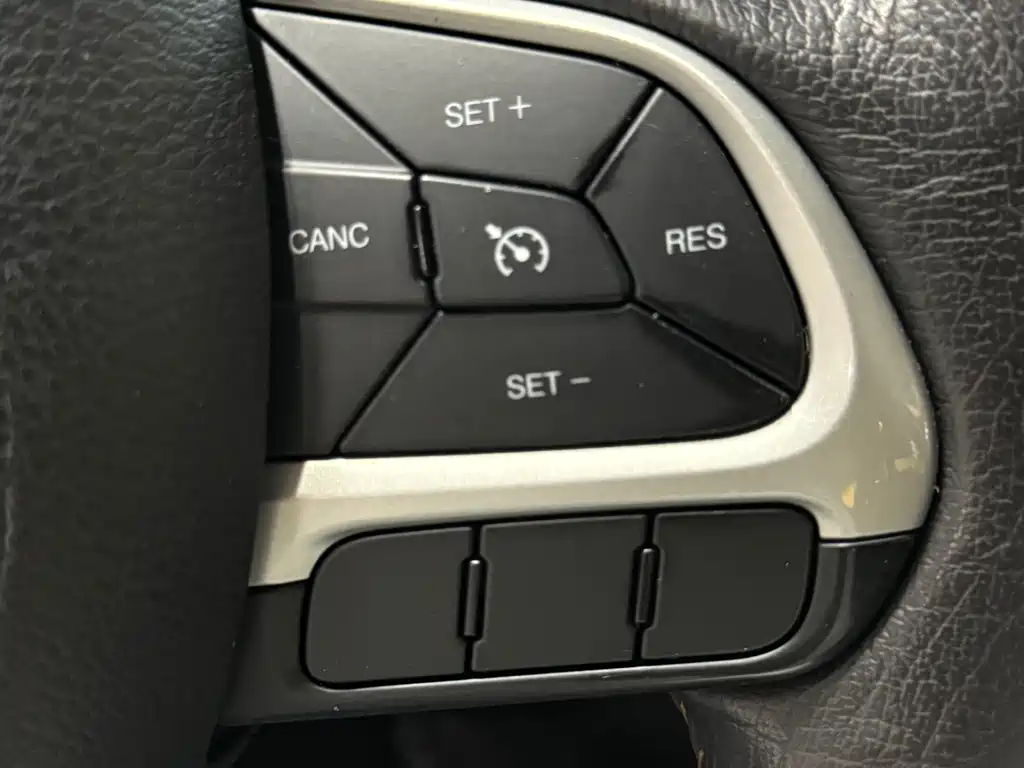 Jeep Compass 2020 — фото 18