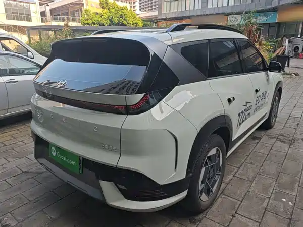 Hyundai EO 2025
