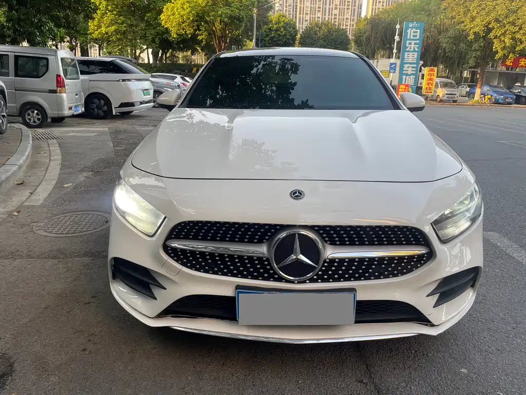 Mercedes-Benz A-Class 2020 — фото 2