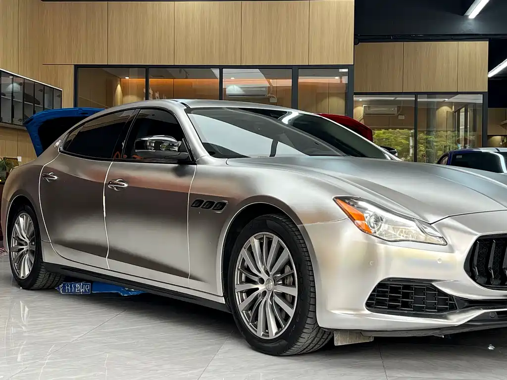 Maserati Quattroporte 2017 — фото 11
