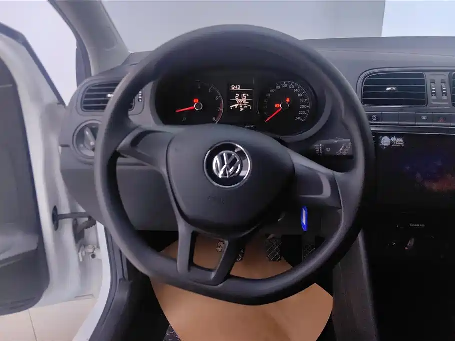 Volkswagen Polo 2018 — фото 15