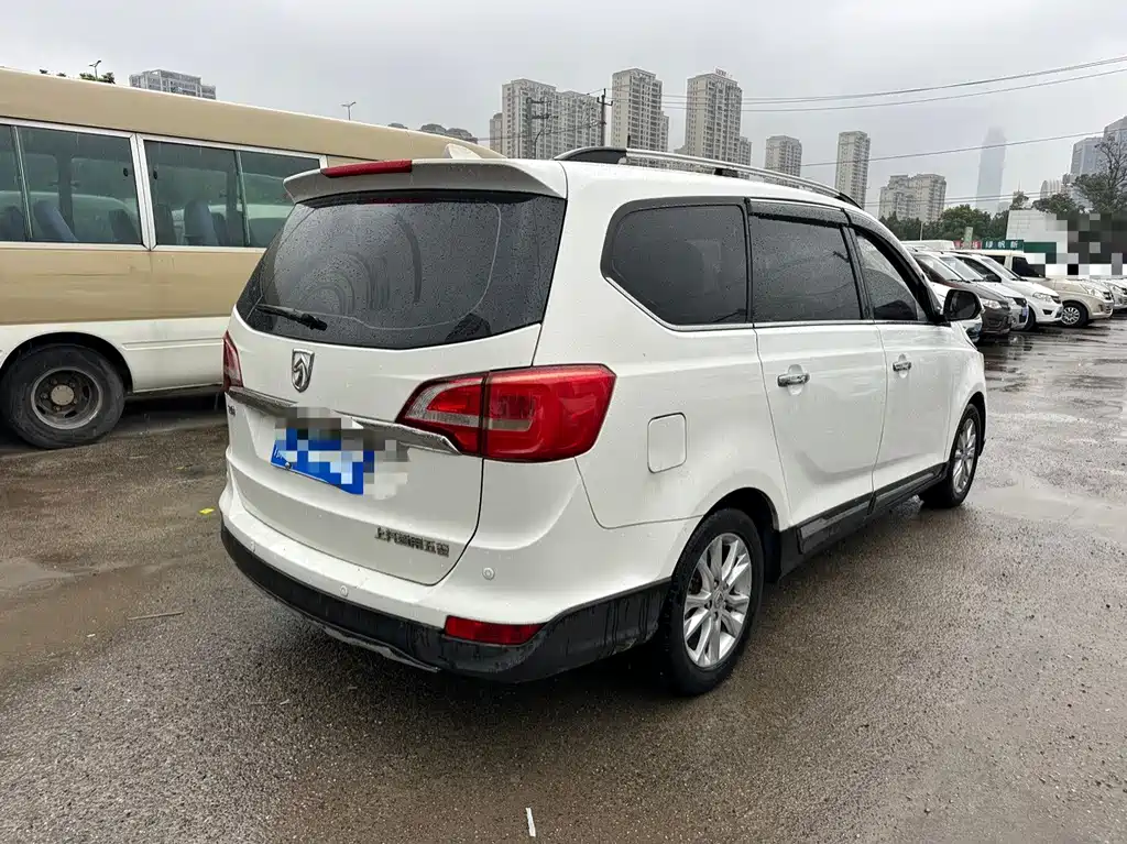 Baojun 730 2016