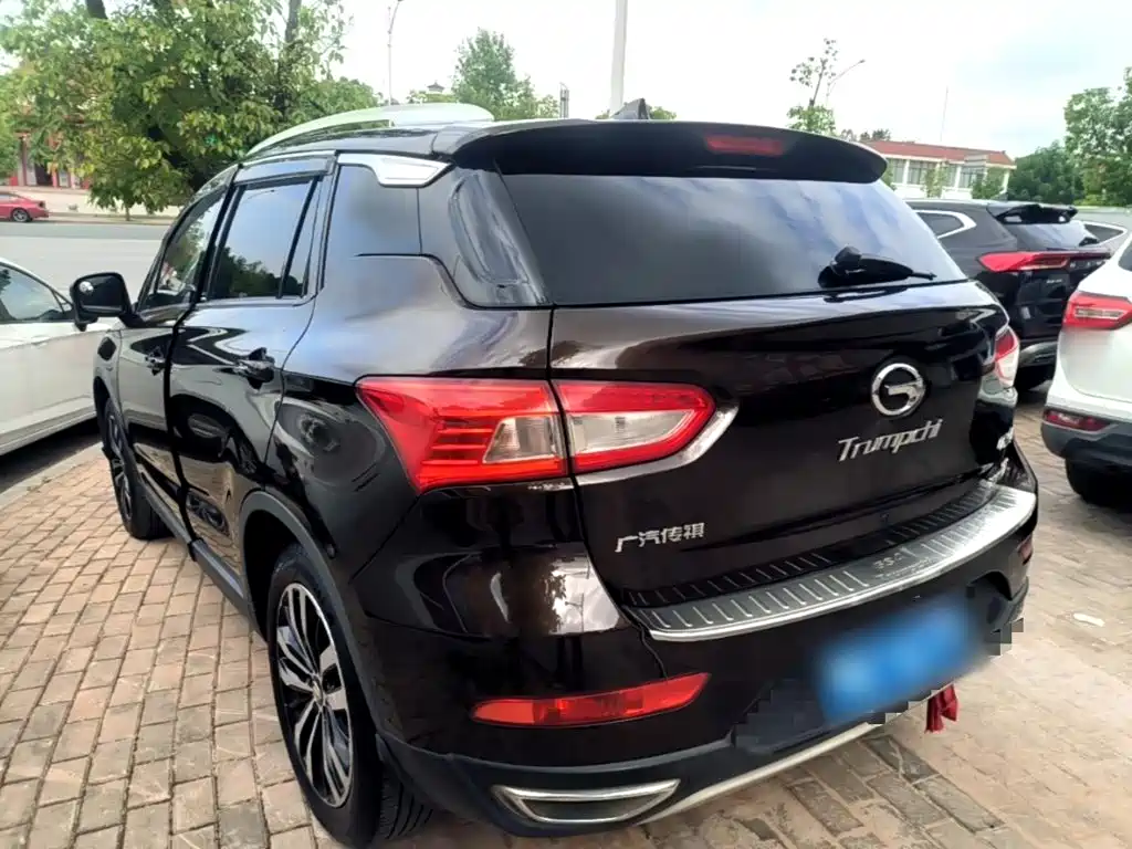 GAC Trumpchi GS4 2017 — фото 5