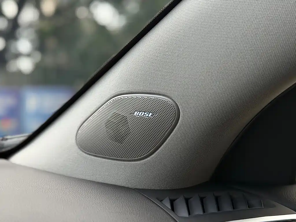 Cadillac SRX 2014 — фото 25