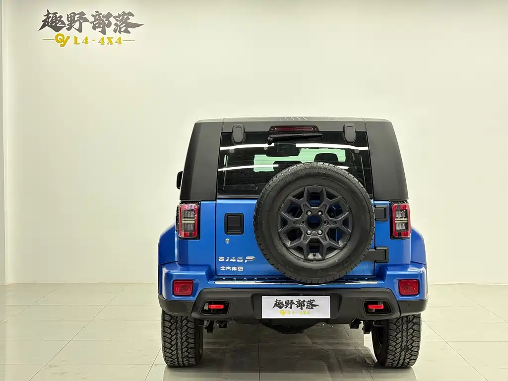 BAIC BJ40 2022 — фото 17