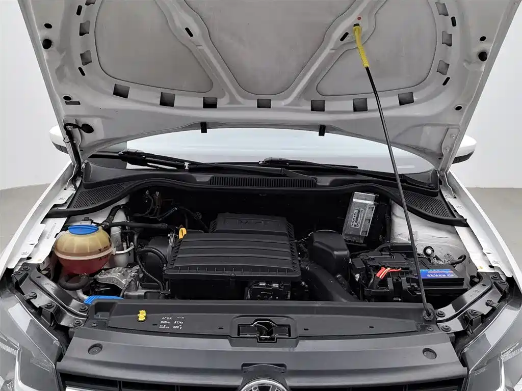 Volkswagen Polo 2016