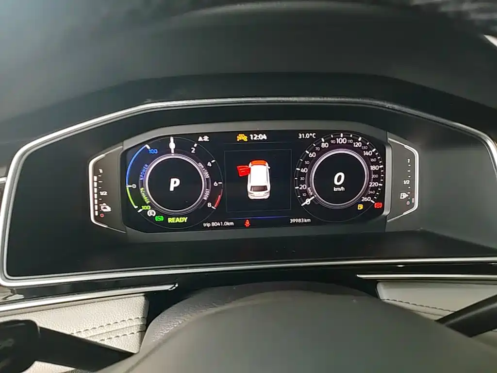 Volkswagen Tiguan L Plug-In Hybrid 2023 — фото 12