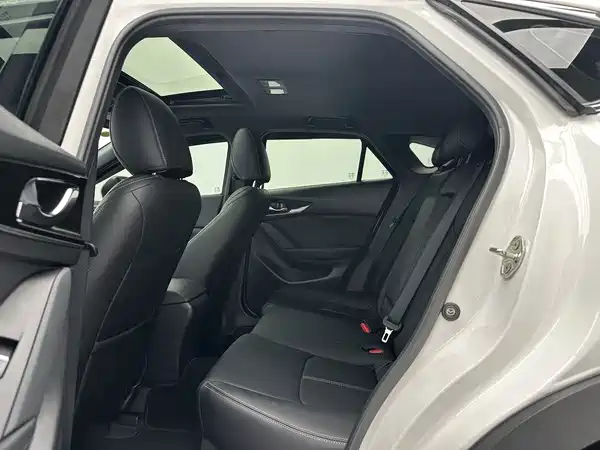 Mazda CX-4 2023