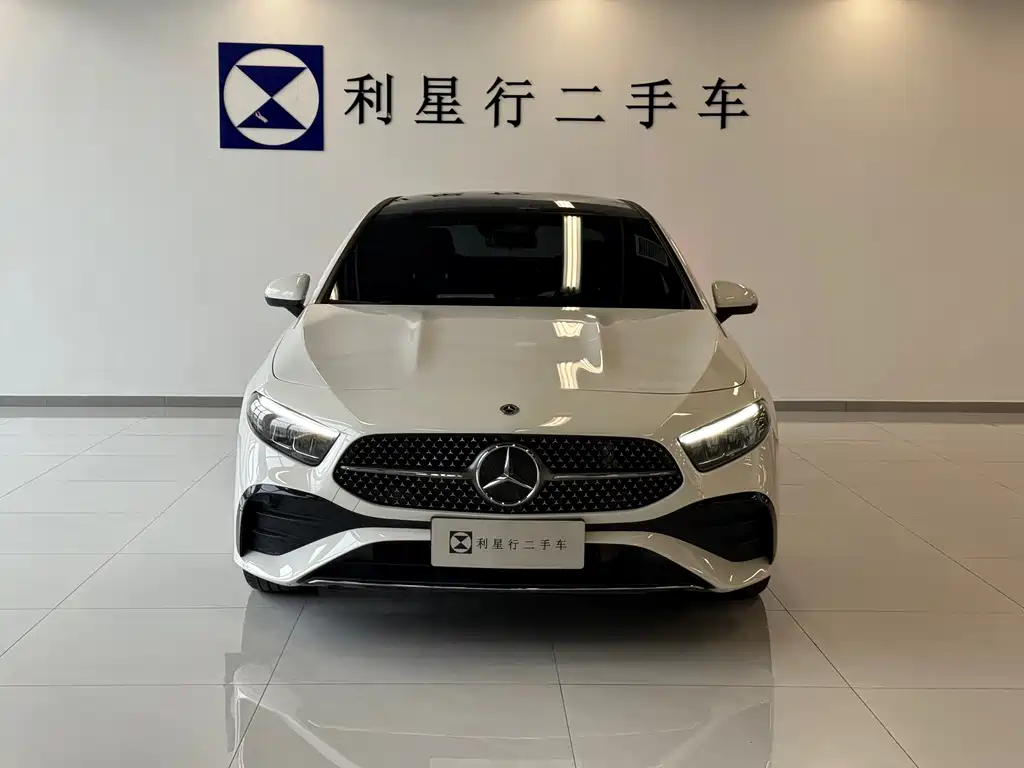 Mercedes-Benz A-Class 2023 — фото 3