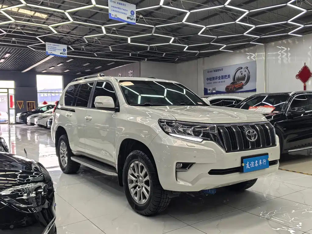 Toyota Prado 2018 — фото 3