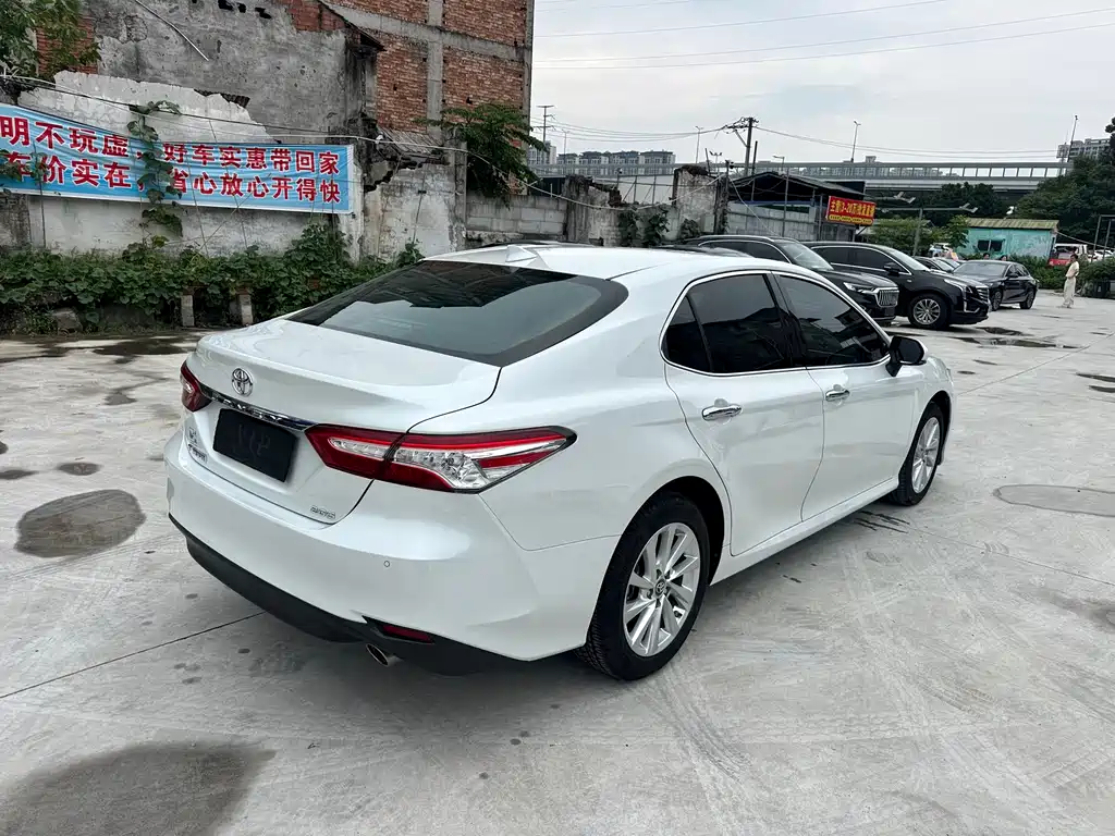 Toyota Camry 2023