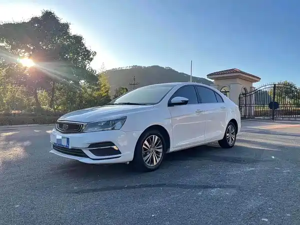 Geely Emgrand 2018