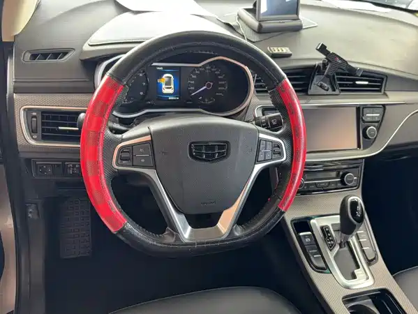 Geely Emgrand GS 2017