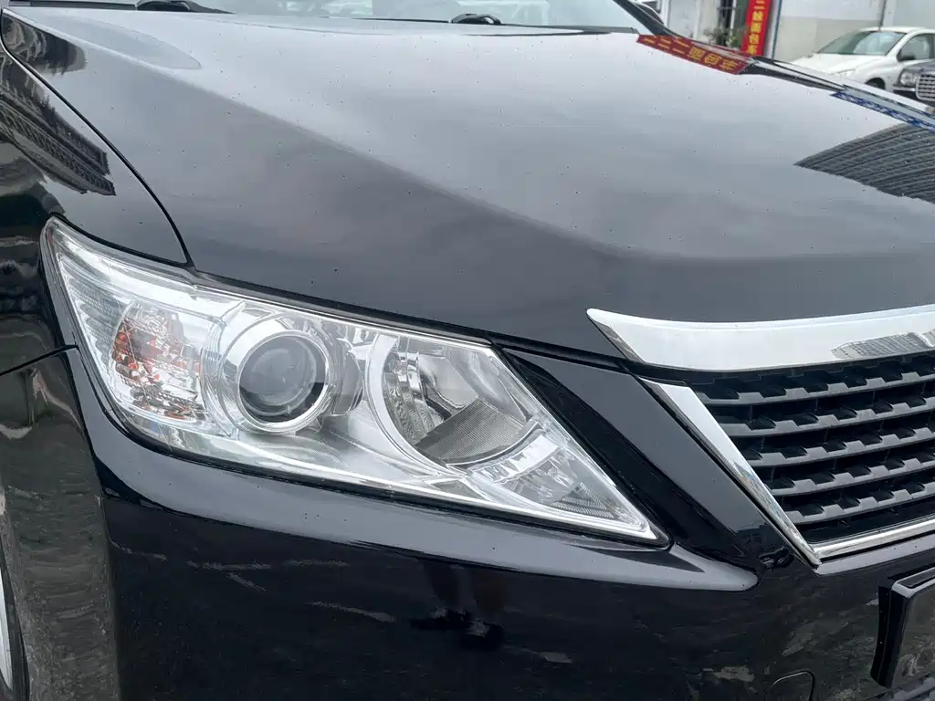 Toyota Camry 2014 — фото 20