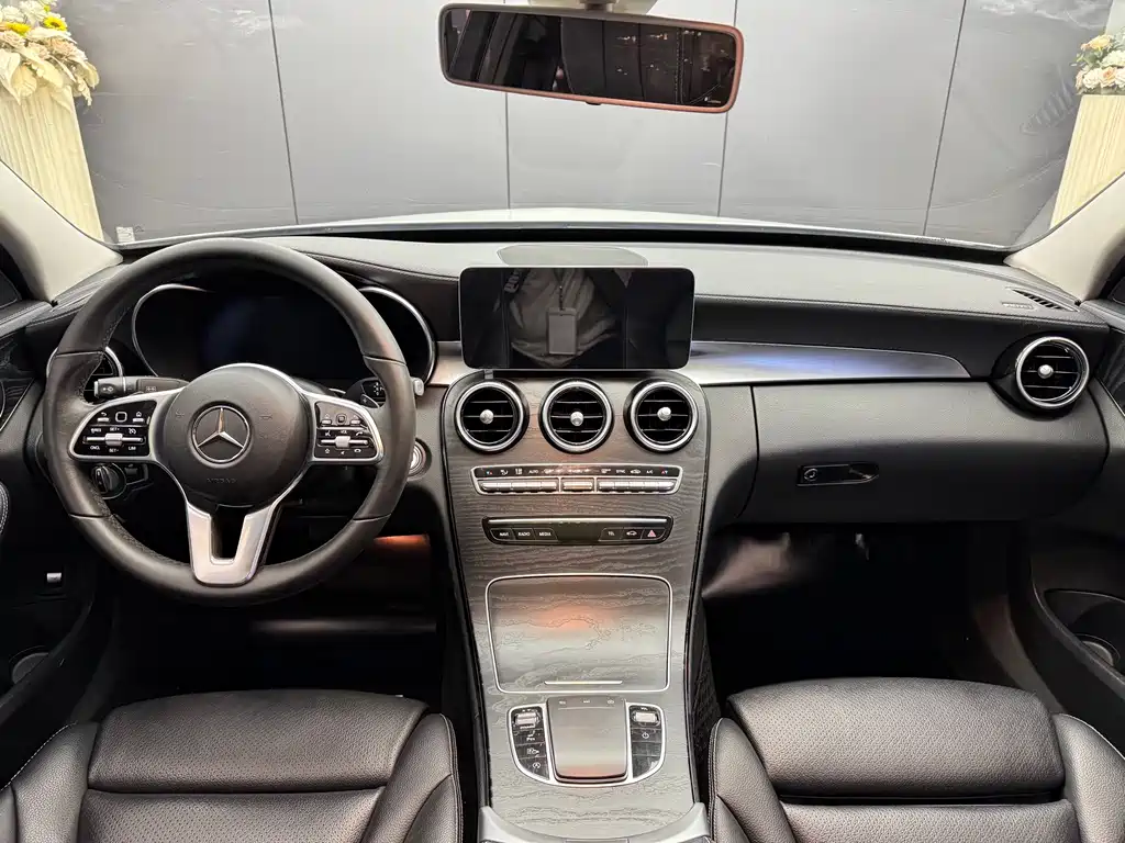 Mercedes-Benz C-Class 2019 — фото 5