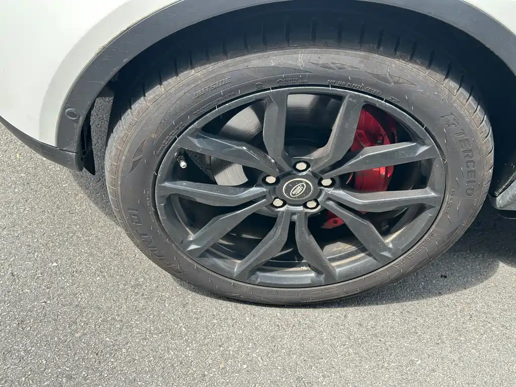 Land Rover Discovery 2019