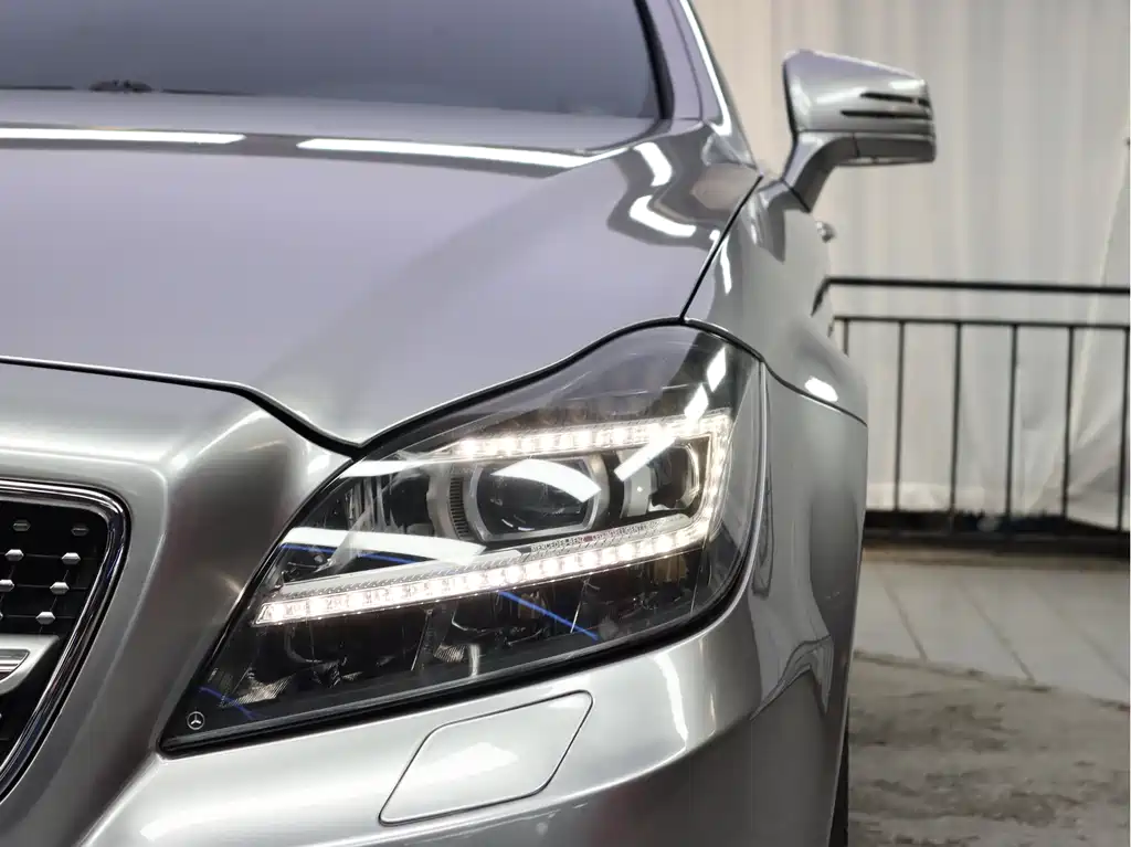 Mercedes-Benz CLS 2013 — фото 13