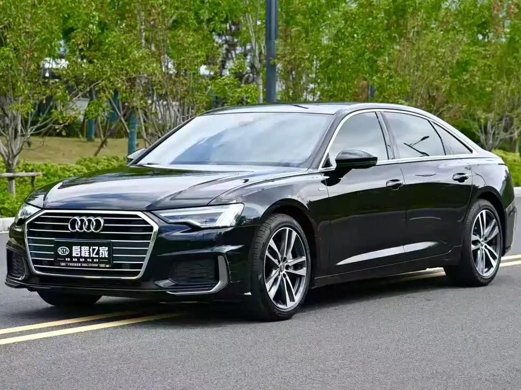 Audi A6L 2021 — фото 1