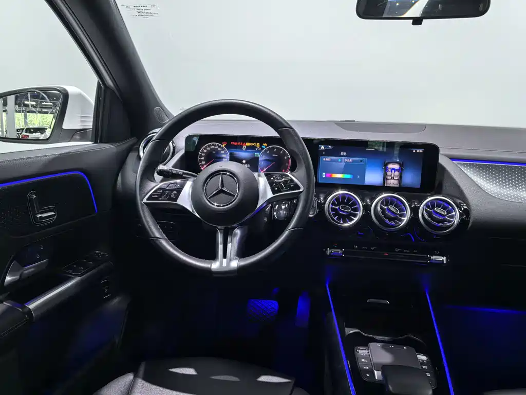 Mercedes-Benz GLA 2024 — фото 21