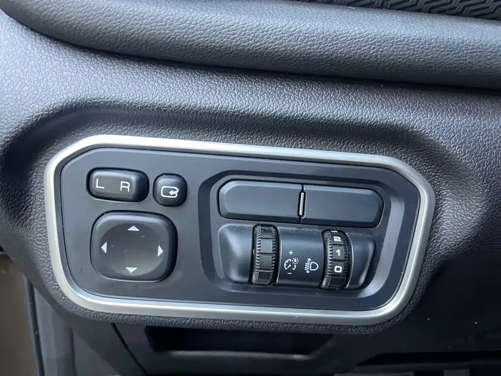Great Wall Poer 2020 — фото 13