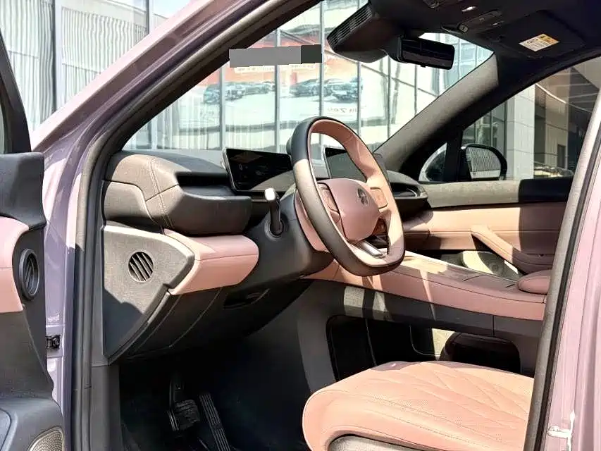 NIO EC6 2025 — фото 2