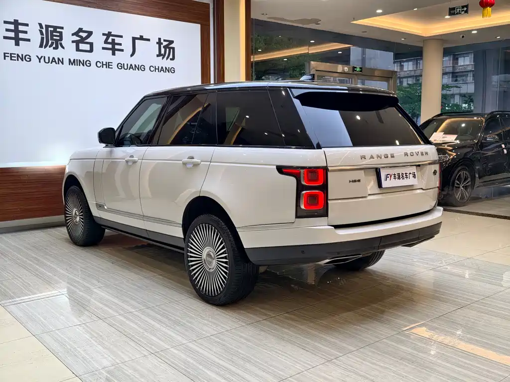 Land Rover Range Rover 2019 — фото 31