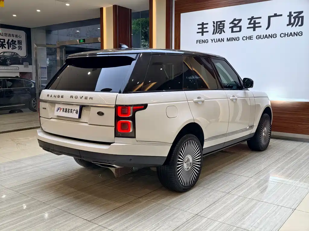 Land Rover Range Rover 2019 — фото 29
