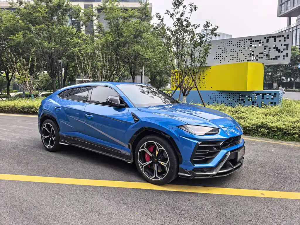 Lamborghini Urus 2019