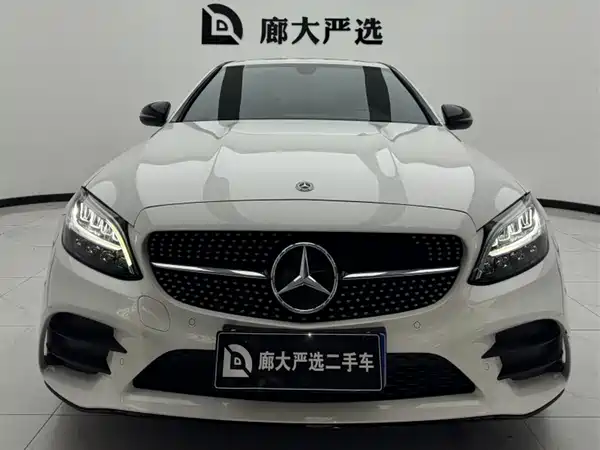 Mercedes-Benz C-Class 2021