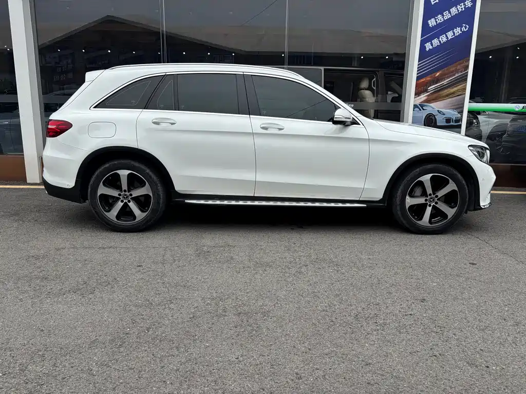 Mercedes-Benz GLC 2019 — фото 10