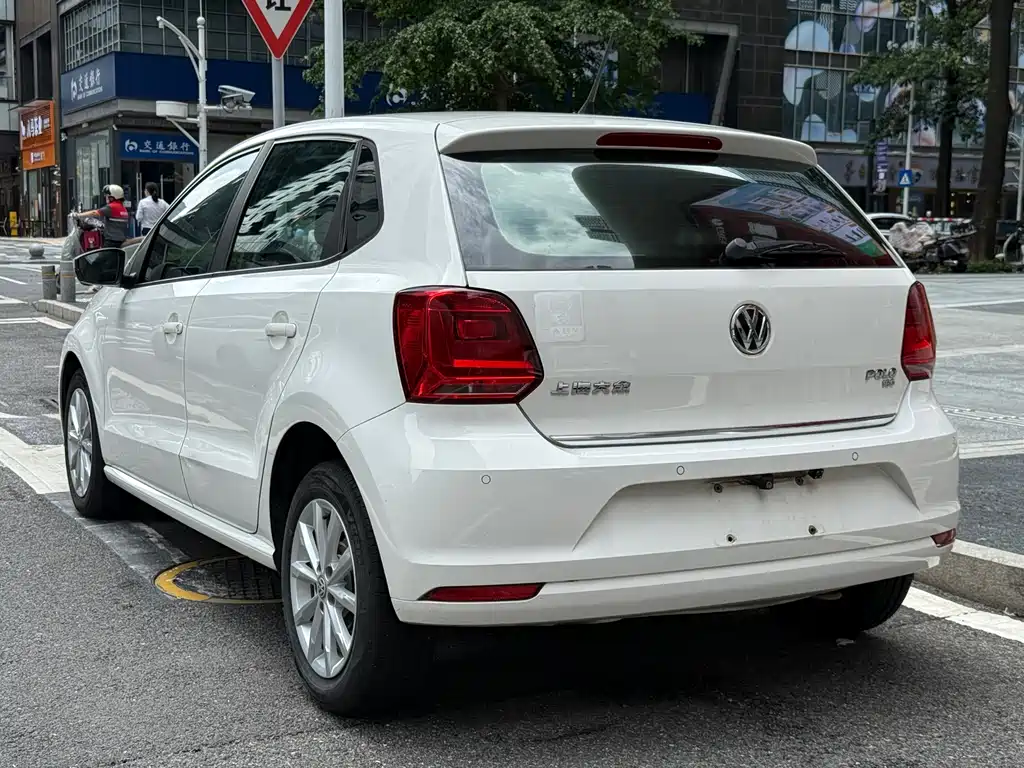 Volkswagen Polo 2016 — фото 4