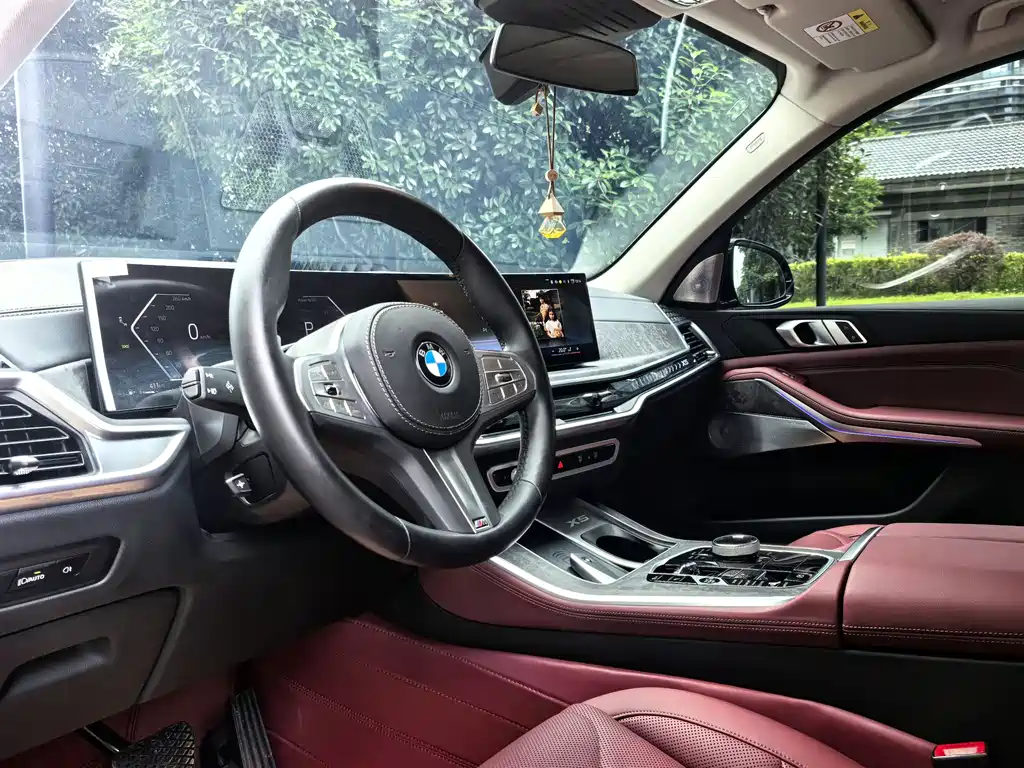 BMW X5 2024