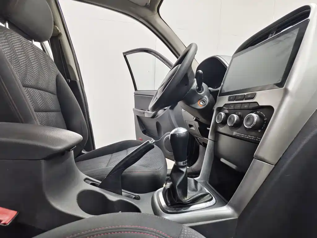 Chery Tiggo 3 2015 — фото 14