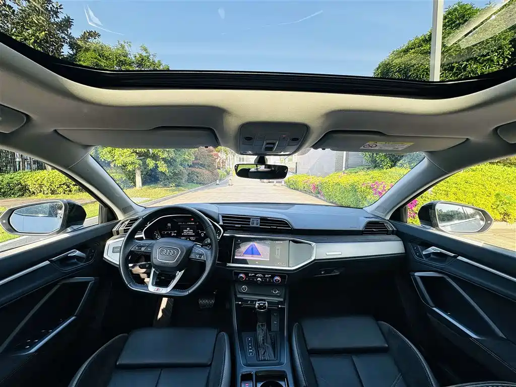 Audi Q3 Sportback 2023 — фото 9