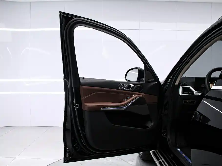 BMW X7 2023 — фото 11
