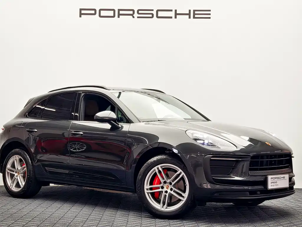 Porsche Macan 2024 — фото 1
