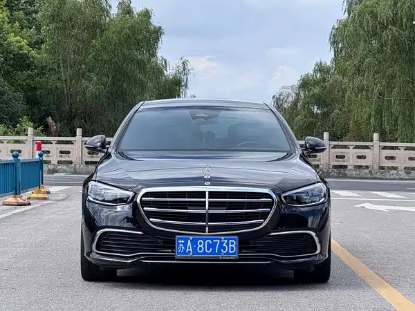 Mercedes-Benz S-Class 2024