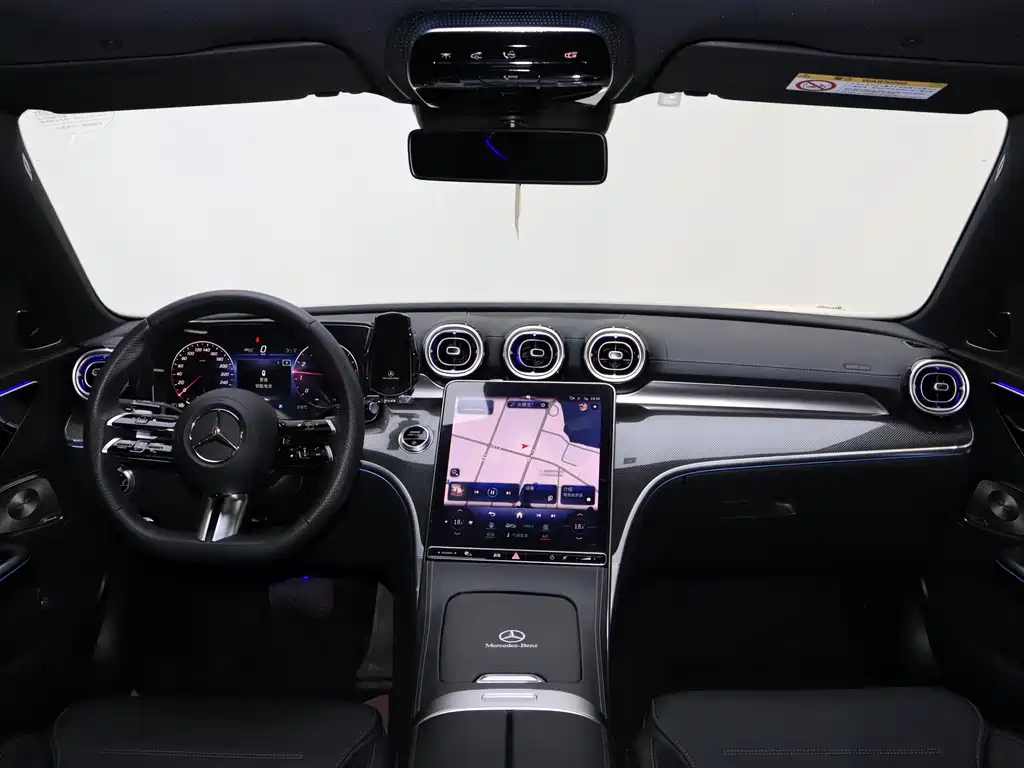 Mercedes-Benz C-Class 2023 — фото 18