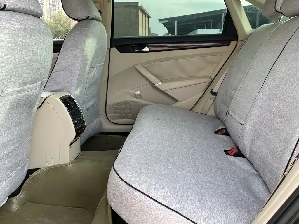 Volkswagen Passat 2012