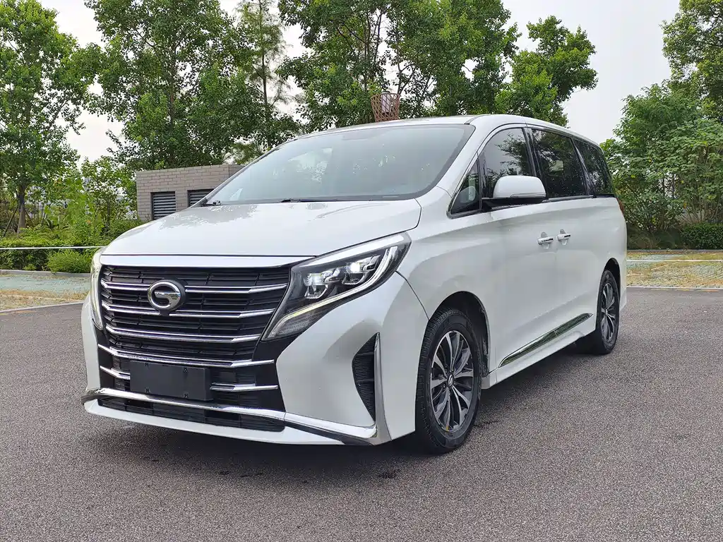 GAC Trumpchi M8 2022 — фото 1