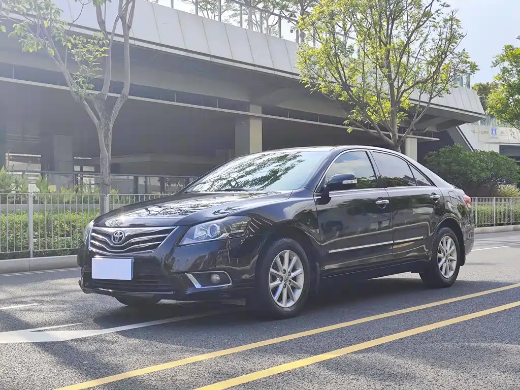 Toyota Camry 2014