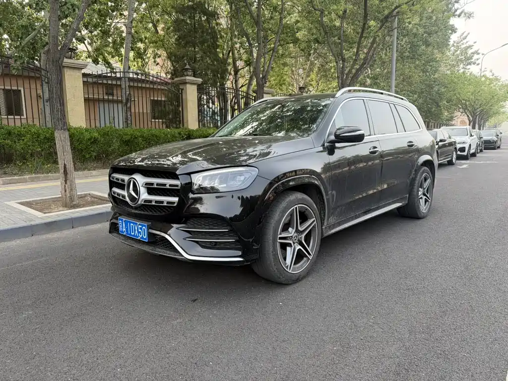 Mercedes-Benz GLS 2023 — фото 1