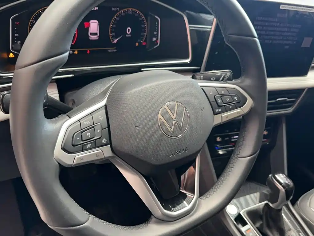 Volkswagen Tiguan L 2025 — фото 20