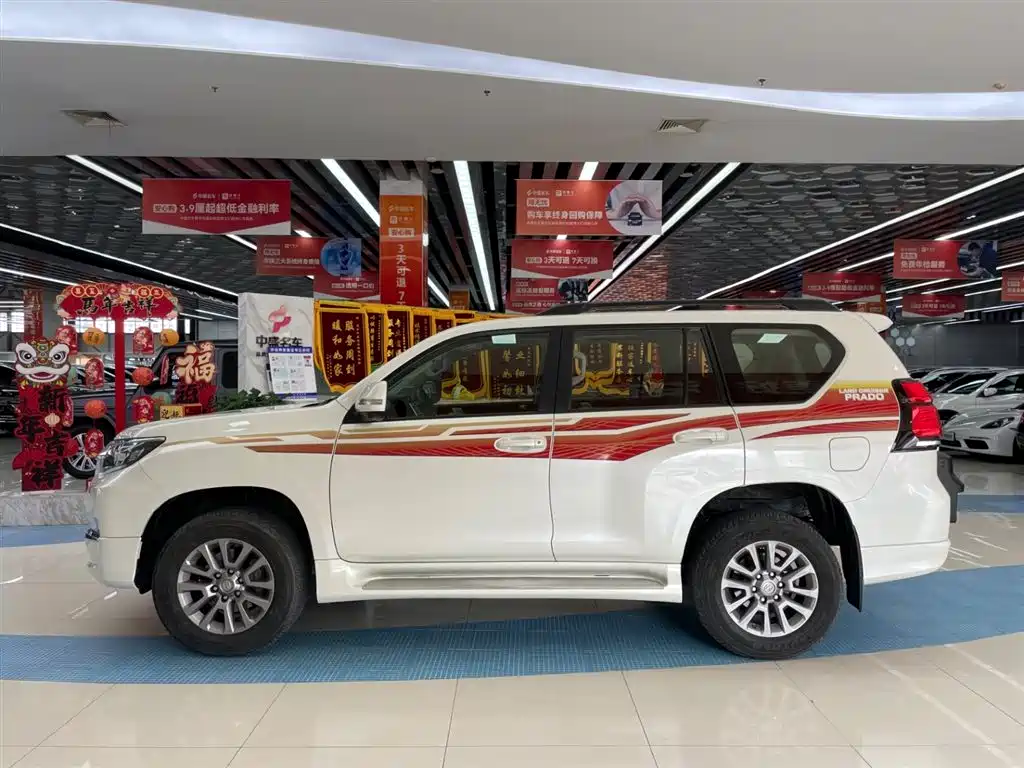 Toyota Prado 2019 — фото 4