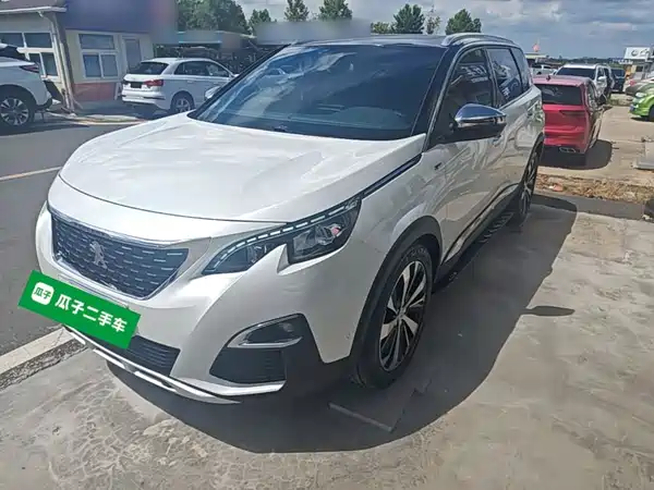 Peugeot 5008 2017